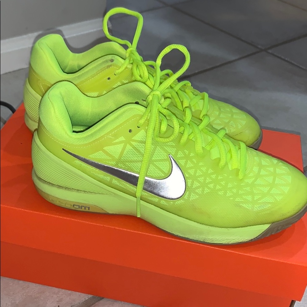 nike air zoom cage 2 neon yellow